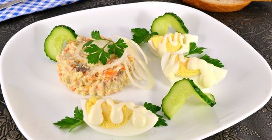 Сельдь рубленая с морковью и творогом