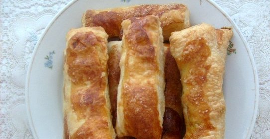 Слойки со сгущенкой