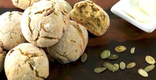 Булочки с тыквенными семечками