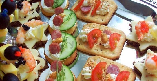 Канапе Ассорти на крекерах