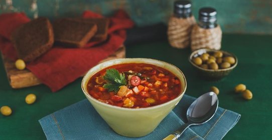 Новогодняя сборная мясная солянка