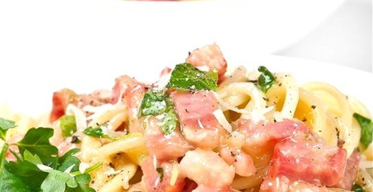 Спагетти карбонара с черемшой