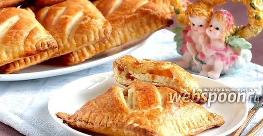 Мягкие слойки с творогом