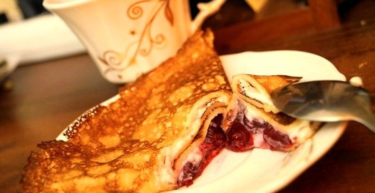 Тонкие блинчики с творогом