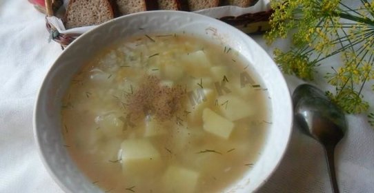 Рыбный суп уха из леща