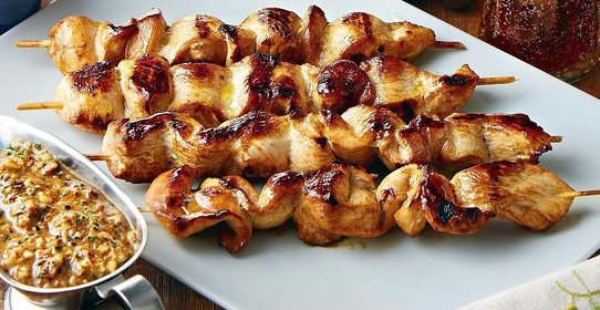 Шашлычки с ореховым соусом
