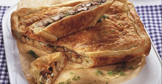 Грибной пирог с каштанами