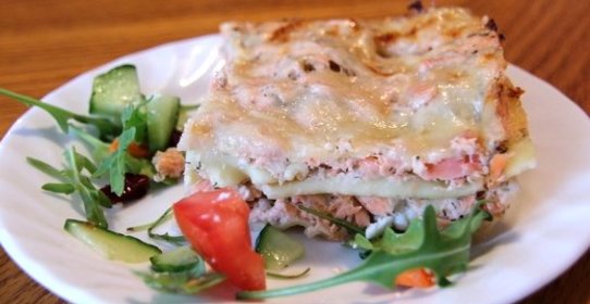 Лазанья с форелью