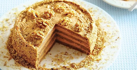 Медовик с вареной сгущенкой