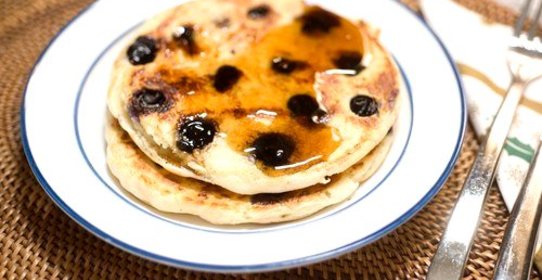 Кукурузные блины с черникой