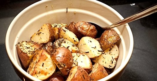 Картофель с розмарином