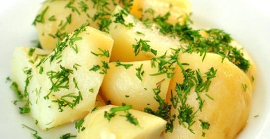 Вареный картофель с чесноком и тимьяном