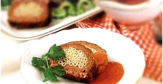Говяжий рулет с макаронами