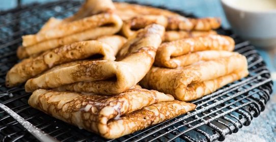 Простые дрожжевые блины