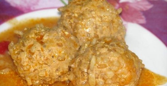 Тефтели с рисом в мультиварке