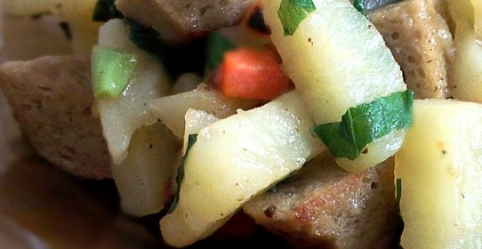 Картошка, тушеная с сейтаном