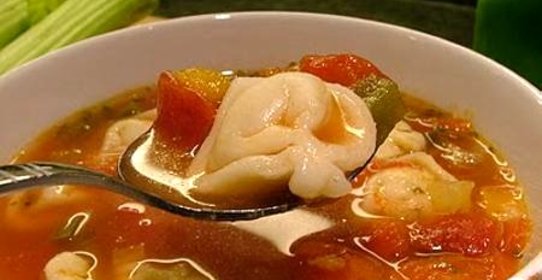 Овощной суп с тортеллини