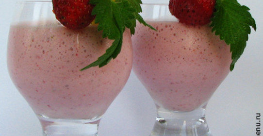 клубничный коктейль