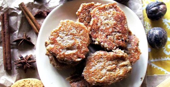 Заварные оладьи с грушей и орехами