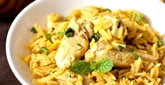 Курица с рисом и карри