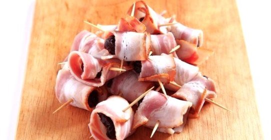 Рулетики из бекона с куриной печенью