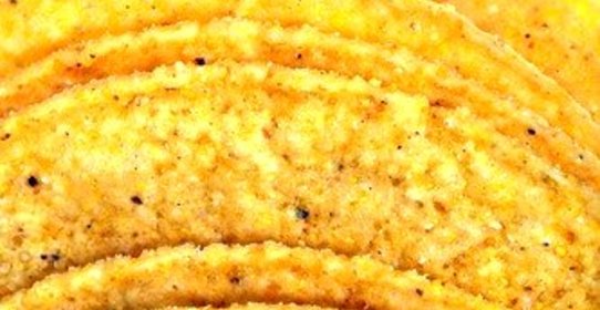 Вафли из пармезана с черным перцем