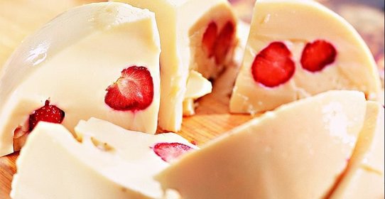 Молочный кисель с клубникой