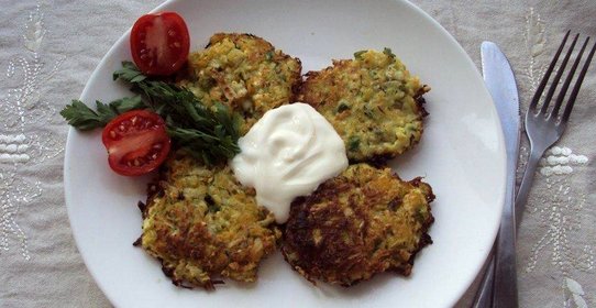 Оладьи из кольраби и цукини