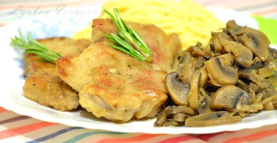 Свинина с грибами по‑итальянски