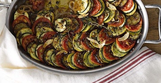 Гратен из цукини, баклажанов и томатов