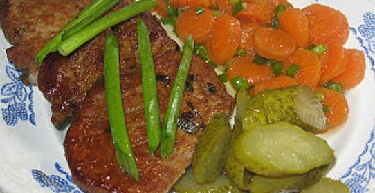 Свинина в огуречном маринаде