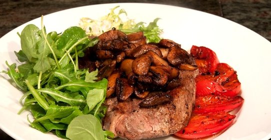 Антрекот с грибами