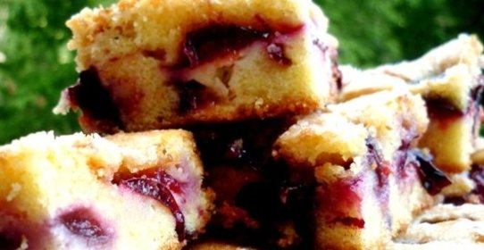 Простой сливовый пирог