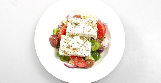 Настоящий греческий салат