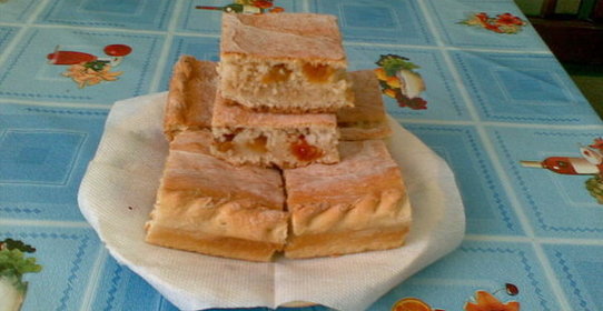 Пирог с рисом и курагой