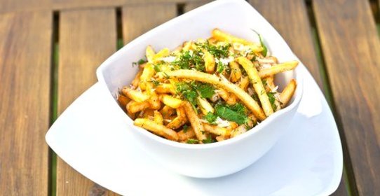 Жареный картофель с травами и сыром по‑итальянски