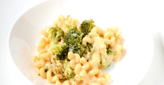 Макароны с сыром и брокколи