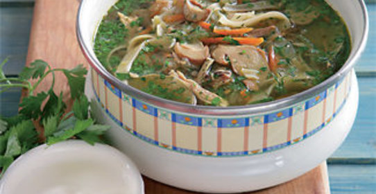 Лапша куриная с белыми грибами