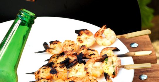 Шашлычки из креветок