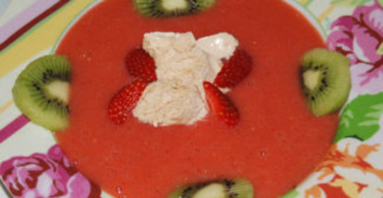 Фруктовый крем-суп с мороженым