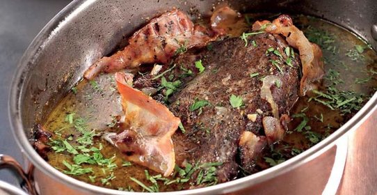 Мясо буйвола в пиве по-фламандски