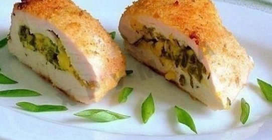 Куриное филе с творогом и зеленью
