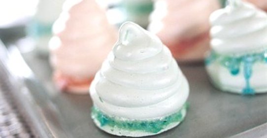 Безе с мятной карамелью