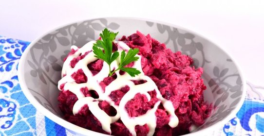 Тертый салат из свеклы и картофеля