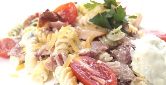 Паста с копченой курицей