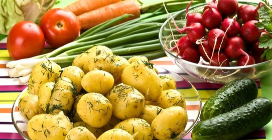 Картофель с зеленью и чесноком