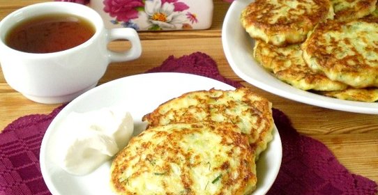 Капустные оладьи с манкой