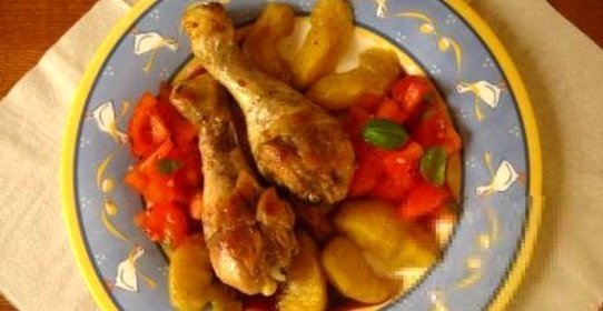 Запеченные в духовке куриные ножки с яблоками