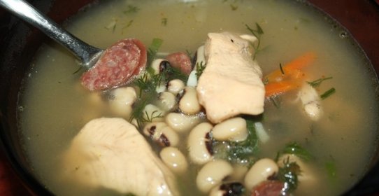 Пестрый суп с фасолью Черный глаз