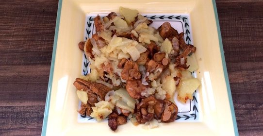 Жареная картошка с грибами